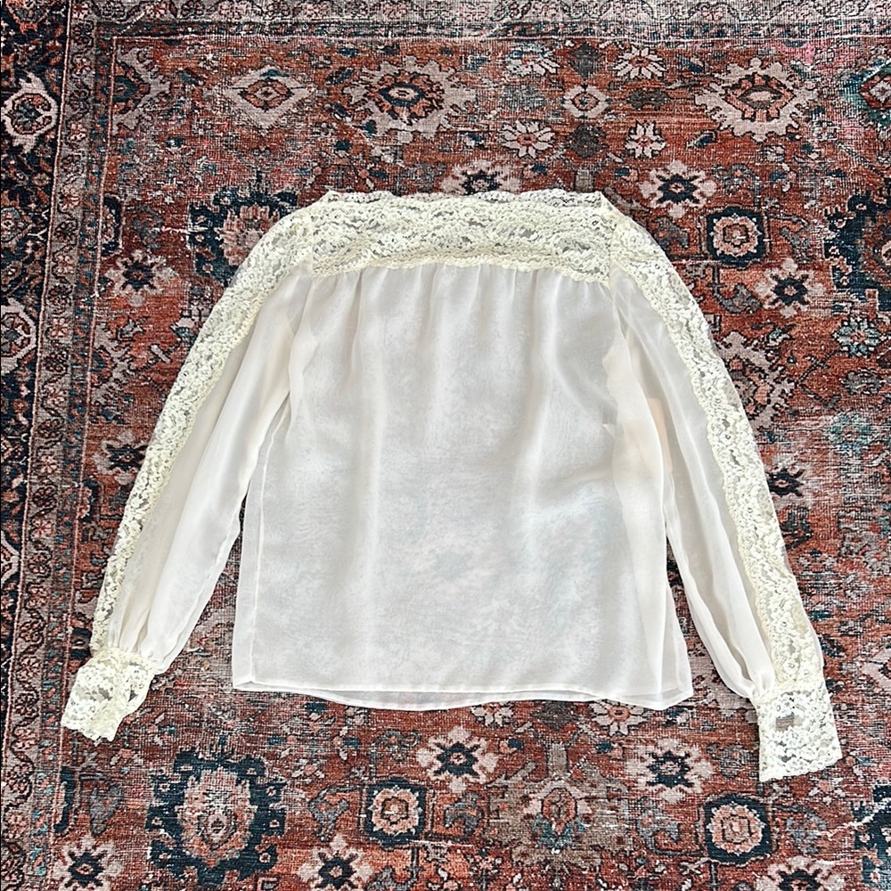 OSCAR DE LA RENTA boho Lace Trim White Blouse- bateau neck MEDIUM